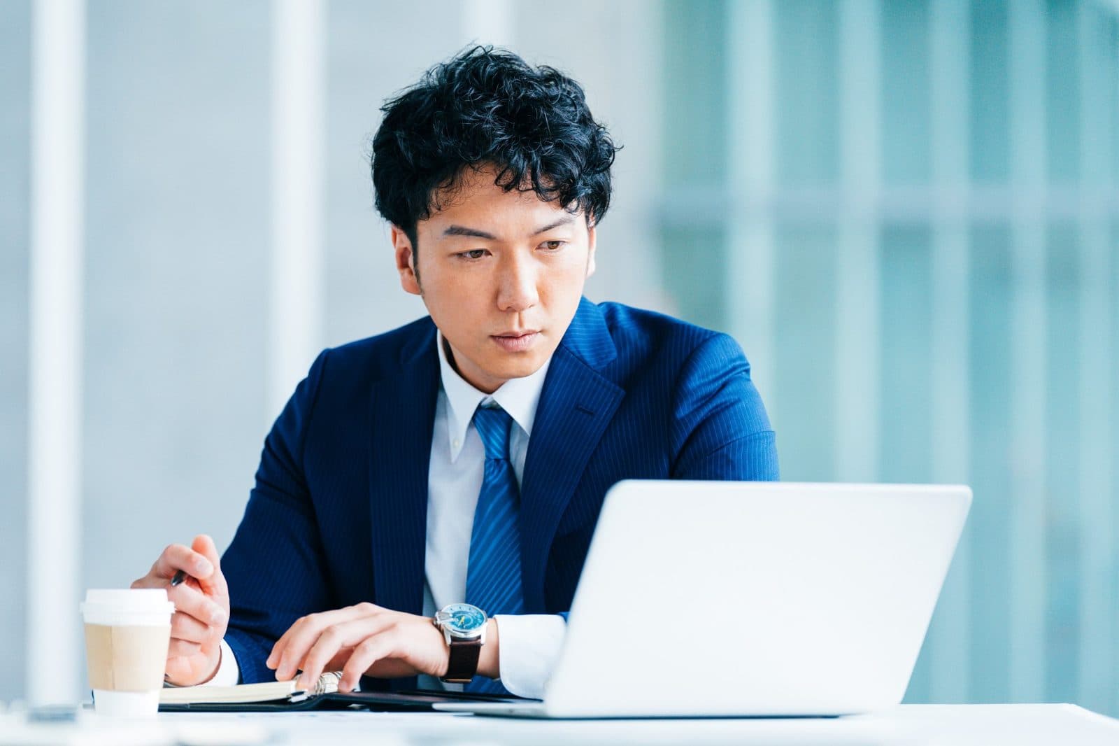 プロジェクトを推進する担当者